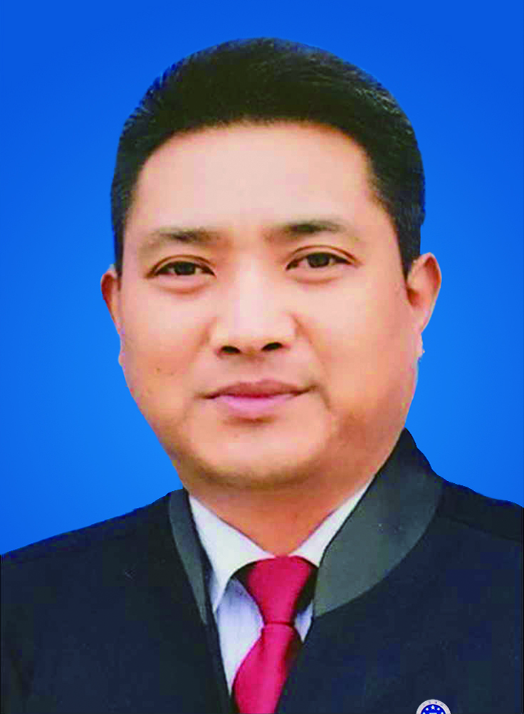 张磊
